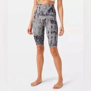 Lululemon Align Super-High-Rise Short 10”